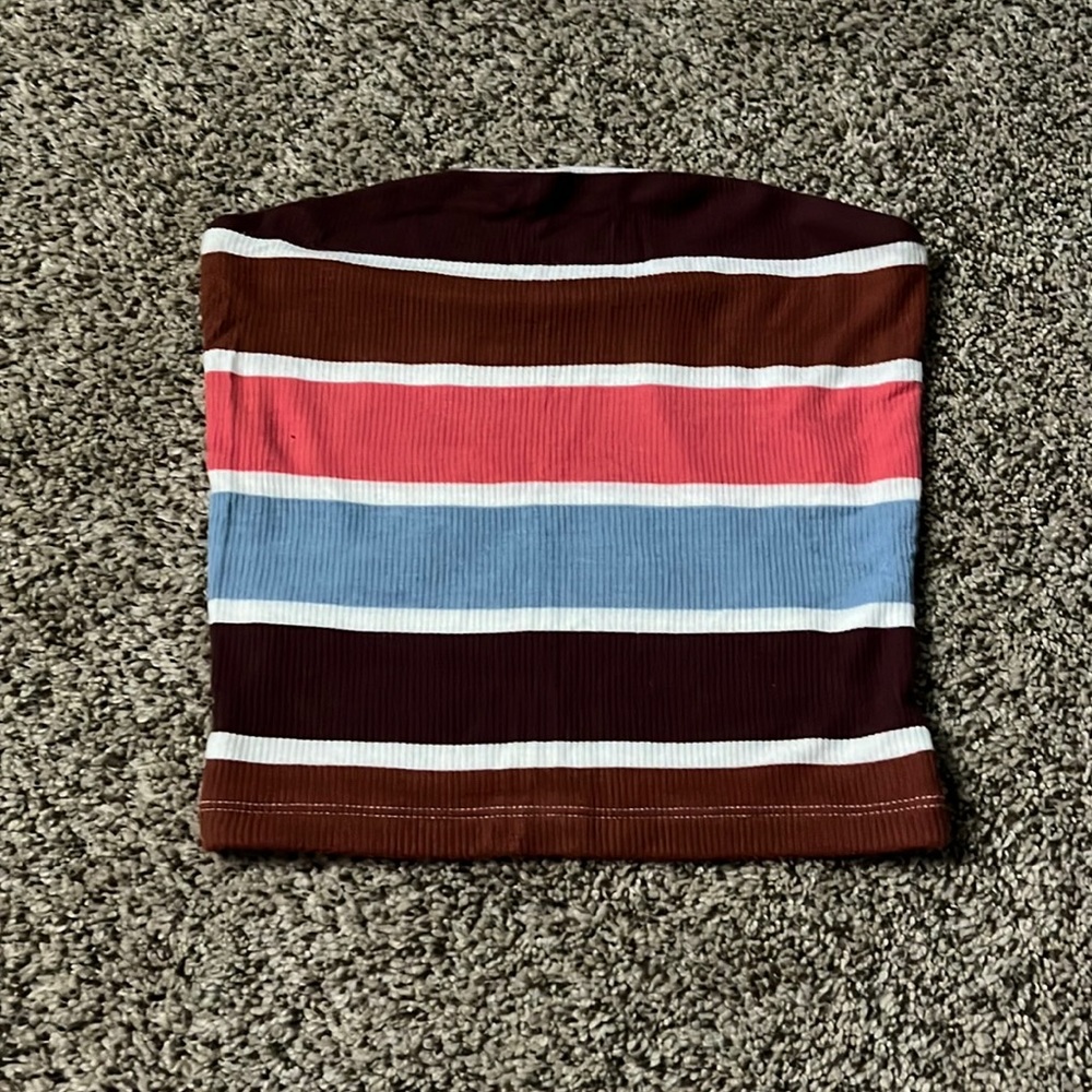 AMERICAN EAGLE soft and sexy ribbed tube top. Size XS.